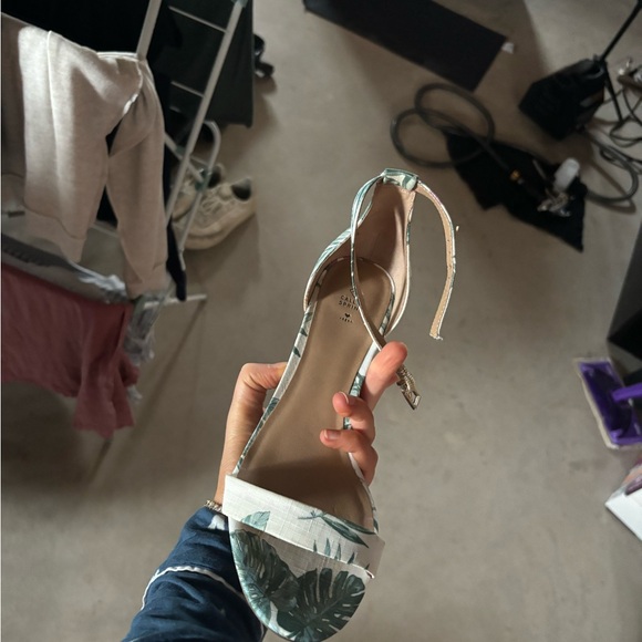 Call it Spring Tropical Print Block Heel Sandals - Picture 3 of 3